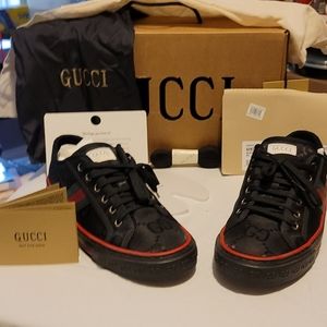 Gucci "Off The Grid" Sneakers $690